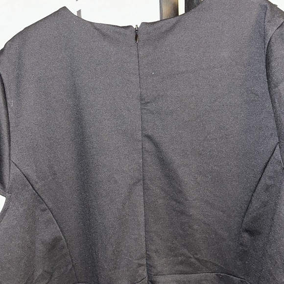 NWT Magi Sculpt slimming dress in plus size 24 - Picture 10 of 11